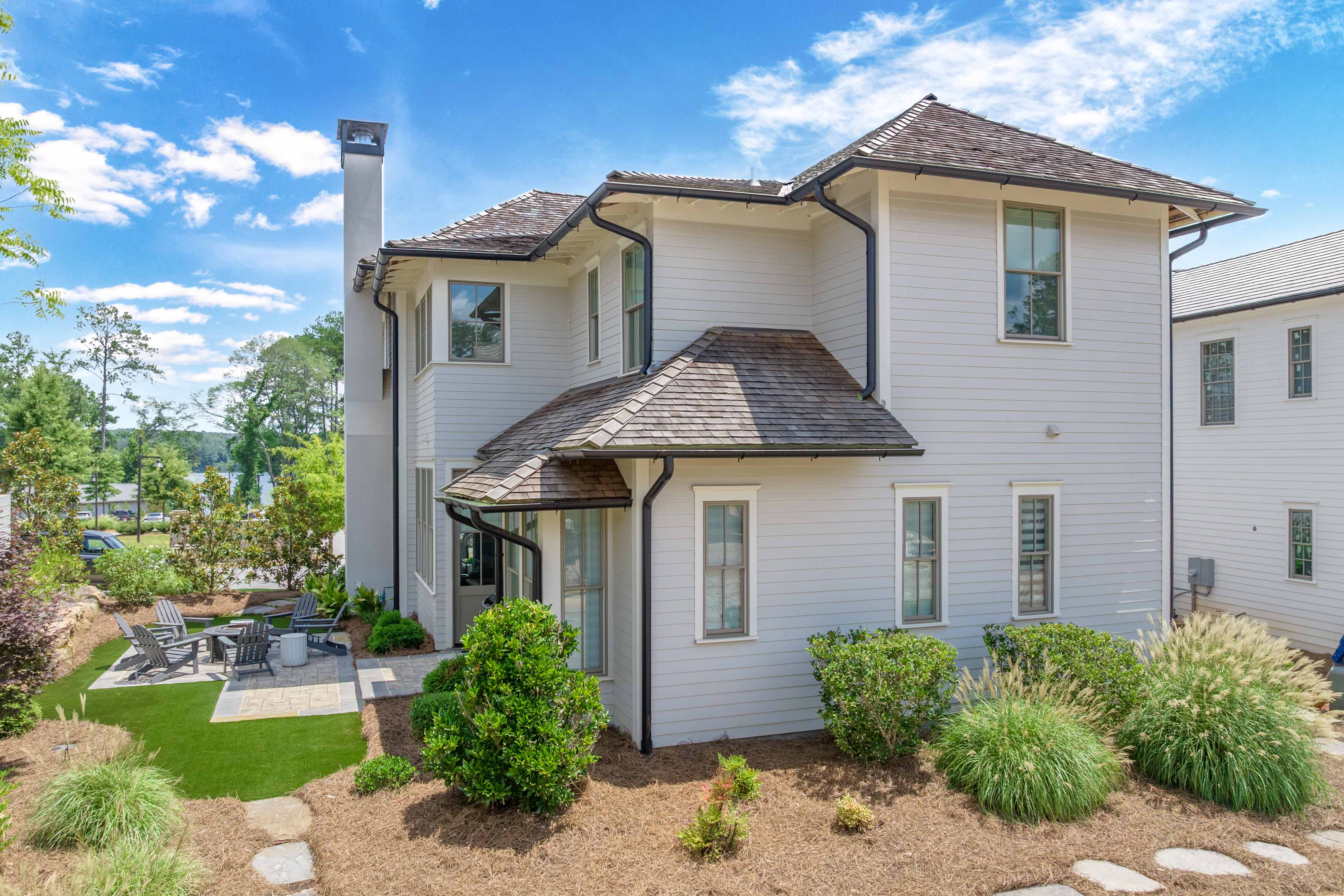 1531 Richland Pointe image 2